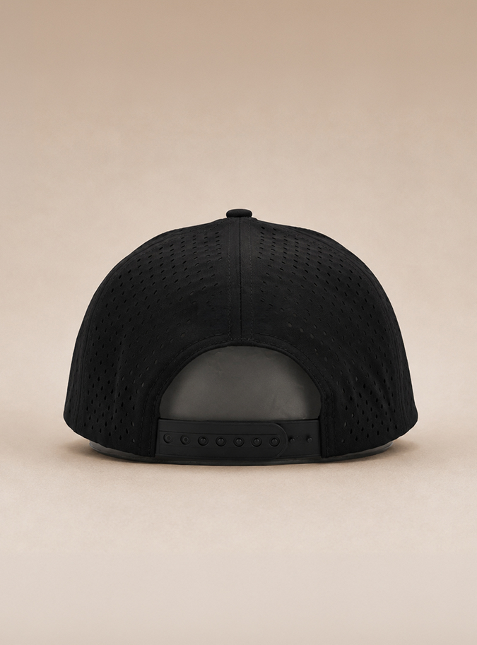OM Technical Cap